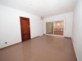 SE VENDE PISO EN SANT PERE DE RIBES, ZONA LES ROQUETES photo 0