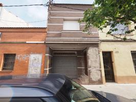 SE VENDEN CUATRO CASAS ADOSADA EN TERRASSA, ZONA SANT PERE NORD photo 0
