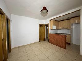 SE VENDE PISO EN HOSPITALET DE LLOBREGAT, ZONA LES PLANES photo 0