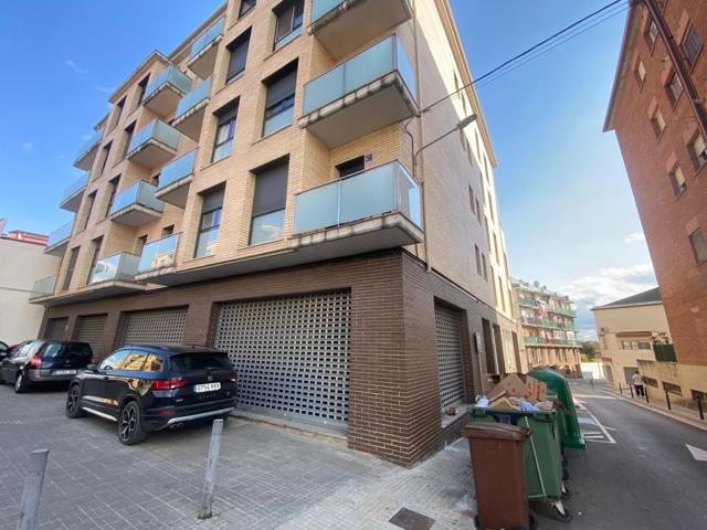 SE VENDE LOCAL COMERCIAL EN PIERA photo 0