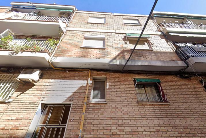 SE VENDE PISO EN BADALONA, ZONA LLEFIA photo 0