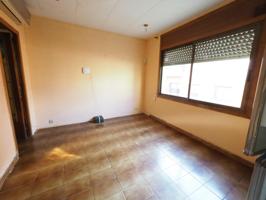 SE VENDE PISO EN MOLLET DEL VALLES, ZONA ESTACIÓ DEL NORD photo 0