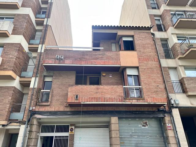 SE VENDE DÚPLEX EN TERRASSA, ZONA UNIVERSITARIA CEMENTIRI VELL photo 0
