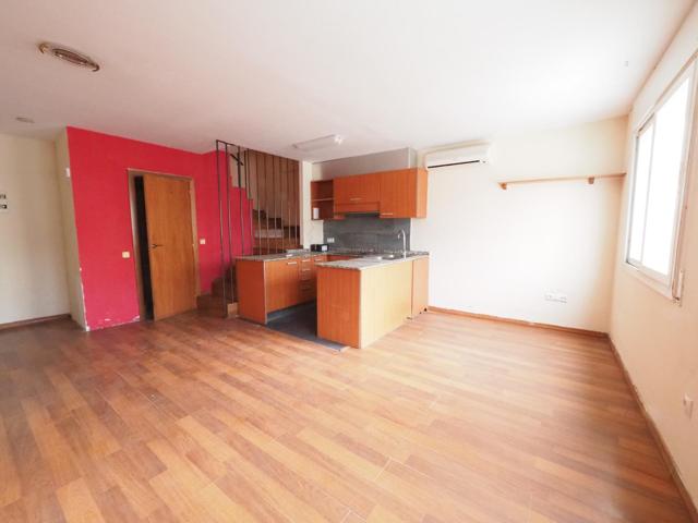 SE VENDE DÚPLEX EN TERRASSA, CAN ANGLADA photo 0