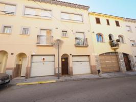 SE VENDE CASA ADOSADA EN RODA DE BERA photo 0