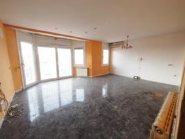 SE VENDE PISO EN TERRASSA, ZONA SANT PERE NORD photo 0