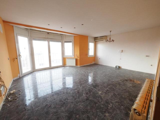 SE VENDE PISO EN TERRASSA, ZONA SANT PERE NORD photo 0