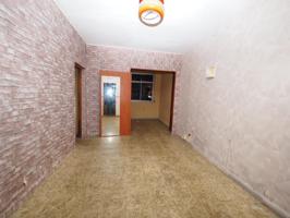 SE VENDE PISO EN SABADELL, ZONA CAMPOAMOR photo 0