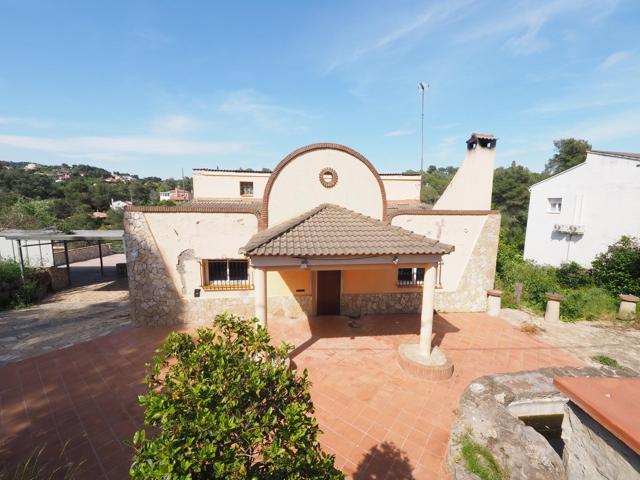 SE VENDE CASA INDEPENDIENTE EN OLESA DE BONESVALLS photo 0