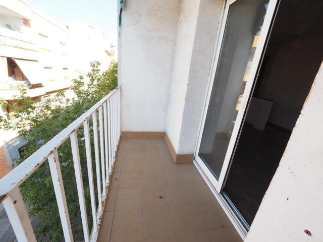 SE VENDE PISO EN RIPOLLET photo 0