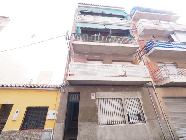 SE VENDE PISO EN CANOVELLES photo 0