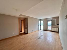 SE VENDE PISO EN CAPELLADES photo 0