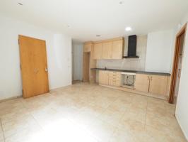 SE VENDE PISO EN BLANES photo 0