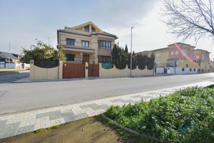 Unifamiliar En venta en Maracena, Maracena photo 0