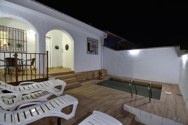 Casa En venta en El Puntal, S-n, Urbanización El Puntal, Padul photo 0