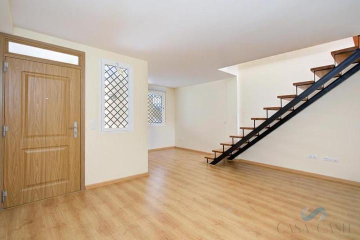 Dúplex En venta en Centro Del Padul, Padul photo 0