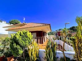 Casa En venta en Calle, 20, Tafira, Las Palmas De Gran Canaria photo 0