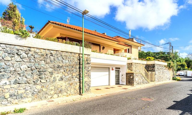 Casa En venta en Calle Piquillo, 6, Tafira, Las Palmas De Gran Canaria photo 0