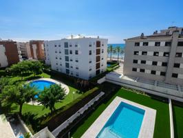 Exclusivo Ático en Calafell - Vistas y Comodidad a Pasos del Mar photo 0