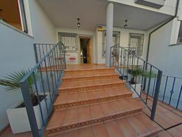 CASA EN ARROYO DEL MORO, CERCA DE LOS JUZGADOS photo 0