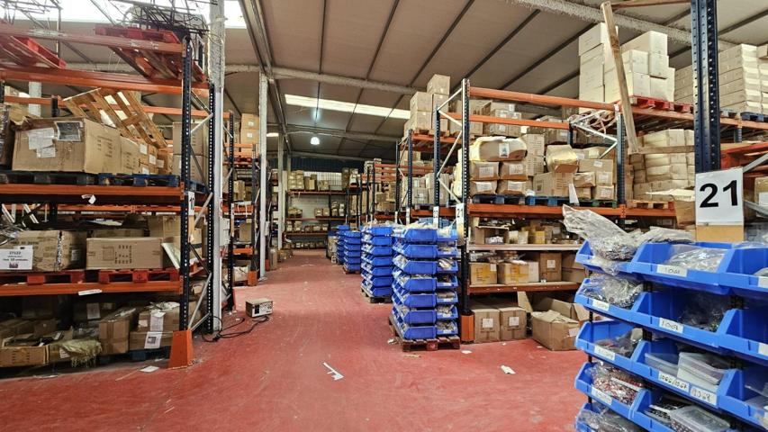 UNA FANTASTICA NAVE INDUSTRIAL EN VENTA photo 0