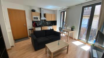 Piso En venta en El Raval, Barcelona photo 0