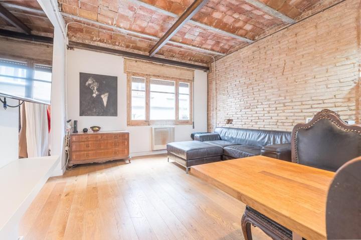 Piso con encanto en Gràcia en pleno corazón del barrio de Gràcia. photo 0