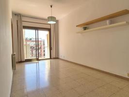 Piso con encanto y potencial ubicado en Entença con Consell de Cent. photo 0