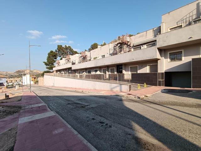 Vivienda de tres dormitorios photo 0