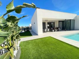 Exclusivos Chalets de Diseño con Piscina Privada y Parcelas de 500 m² photo 0