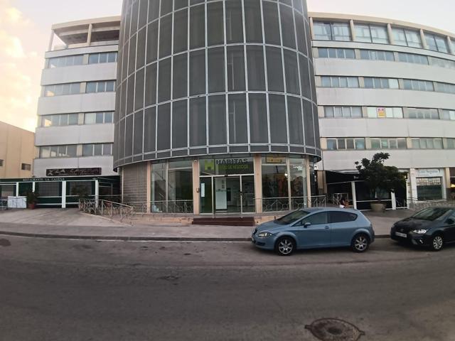 Oficina en venta en el Pol Ind de Ceuti photo 0