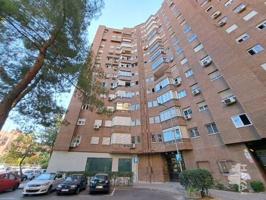Otro En venta en Calle Del Camino De Los Vinateros, 12, Moratalaz, Madrid photo 0