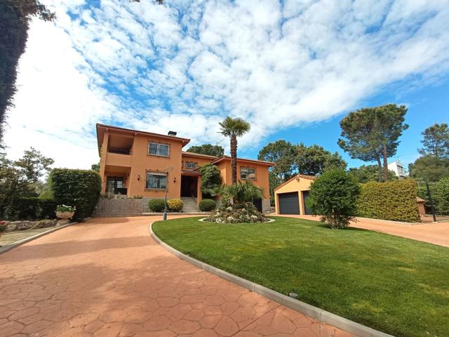 Casa En venta en Raya Del Palancar - Guadamonte, Villanueva De La Cañada photo 0