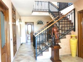 Casa En venta en Pino Alto - Navarredonda, Valdemorillo photo 0