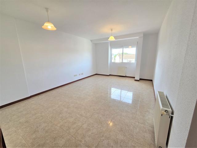 Piso En venta en Calle Tejera, Valdemorillo Pueblo, Valdemorillo photo 0