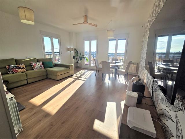  Ático En venta en Calle Rio Jordan, La Dehesa - El Pinar, Navalcarnero photo 0