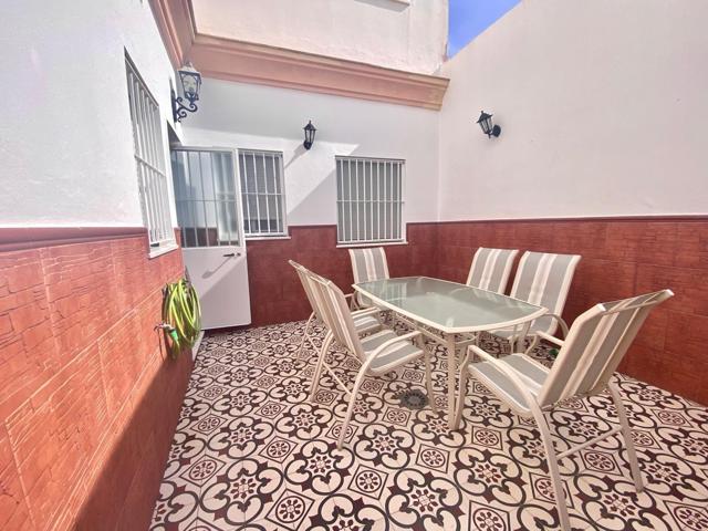 Vivienda junto al mar. photo 0