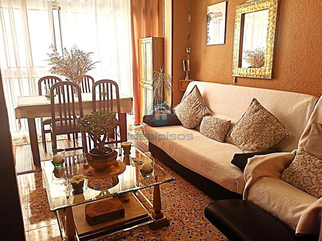 ACOGEDOR PISO en LA FLORIDA, Alicante - Oportunidad Única photo 0