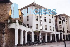 Edificio Hotel en venta en Medina de Pomar, Burgos. photo 0