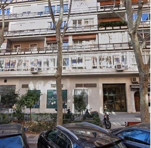 Local comercial en alquiler Chamartín, Madrid photo 0