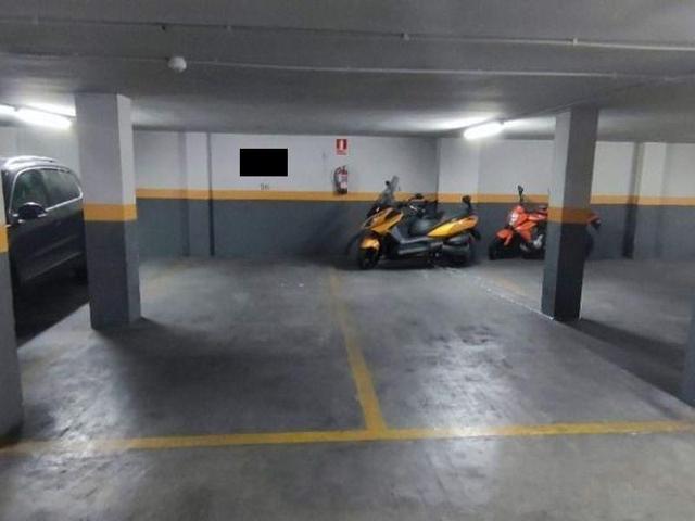Garaje en el distrito de Arganzuela - Madrid photo 0