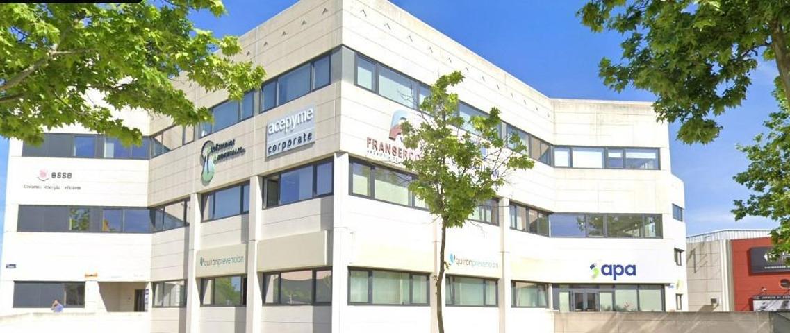 Oficina y garajes en Las Rozas de Madrid photo 0