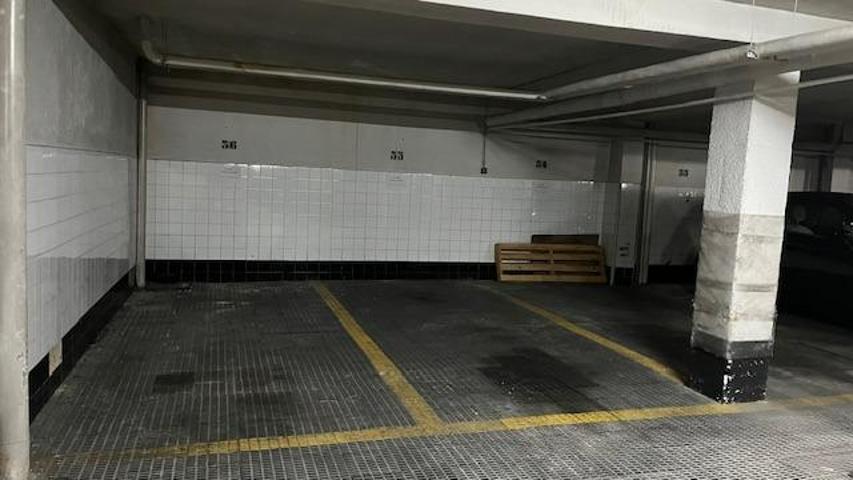 Plazas de garaje en la calle Núñez de Balboa, Barrio Salamanca en Madrid. photo 0