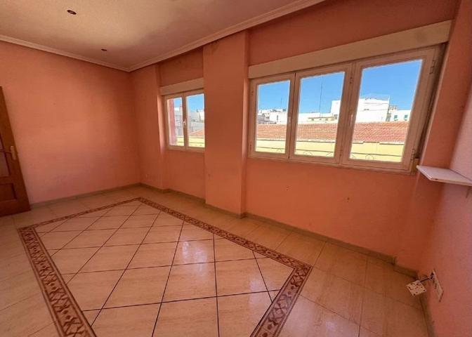 Piso en venta en Corazón de Arapiles, Madrid photo 0