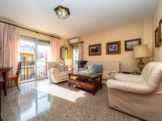 PISO EN MÁLAGA CENTRO DE 3 DORMITORIOS Y GARAJE. photo 0