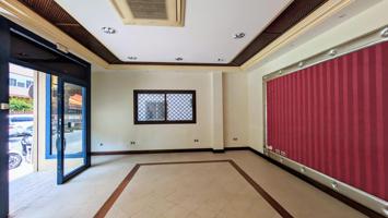 LOCAL COMERCIAL EN VENTA EN FUENGIROLA photo 0