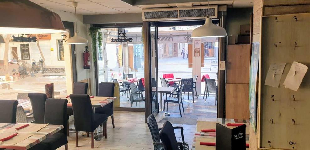 TRASPASO DE NEGOCIO EN LOS BOLICHES, FUENGIROLA. CAFÉ-BAR-RESTAURANTE EN ESQUINA CON TERRAZA. photo 0