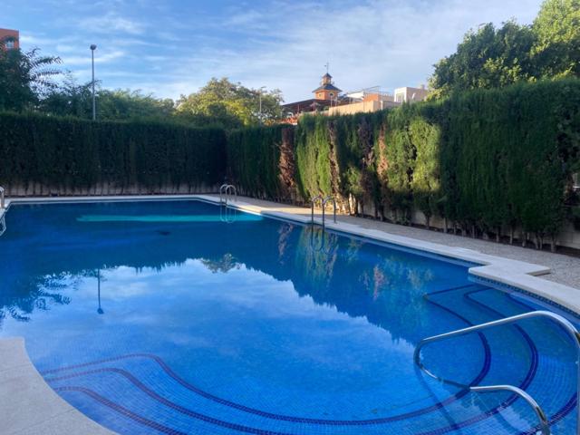 Unifamiliar Pareada En venta en El Puntal, Murcia photo 0