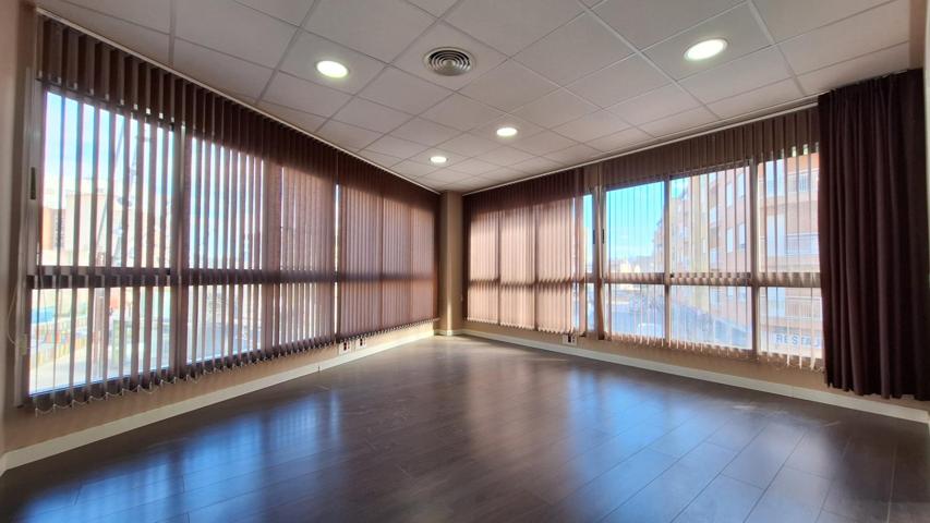 Oficina de 138 m² en la Plaza Adolfo Suarez de Alcantarilla photo 0