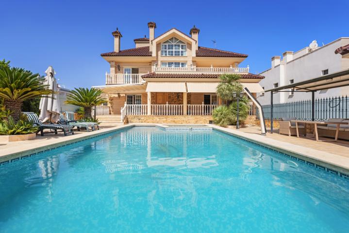 Casa En venta en La Veleta, Torrevieja photo 0